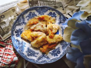 9、免炸无油 健康快手的 锅包肉,煎好后取出，放凉备用