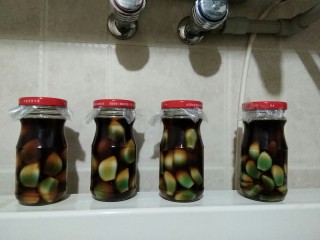 11、不用等到腊八就让你吃上――腊八蒜,这是腌制48小时的蒜