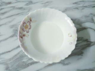 10、香菇酿肉,淀粉加水调成水淀粉