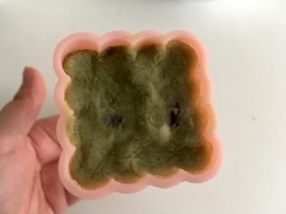 17、薏米红豆山药糕,塞进去