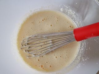 18、巴黎布列斯特泡芙,混合成蛋奶液