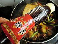 14、韩式安东炖鸡,粉条变透明淋入香油关火