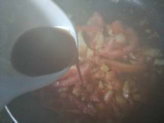 15、西红柿鸡蛋面,再加入生抽