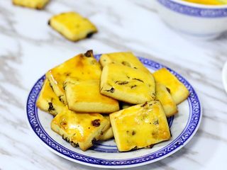 18、葡萄干奶酥,喜欢的朋友可以来试试哦!