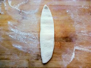 9、白吉馍(含中式汉堡做法),沿场边对折