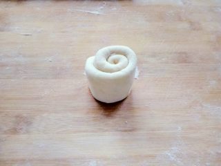 12、白吉馍(含中式汉堡做法),面团松弛好后立起