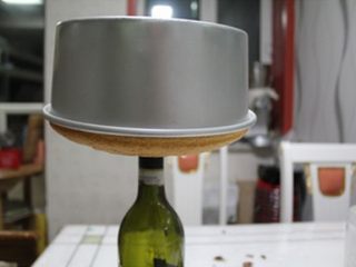 12、百香果戚风蛋糕,出炉立即倒扣,凉凉脱模