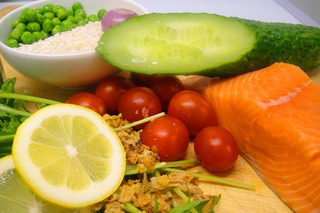 1、香煎帝王鲑配味曾,准备材料