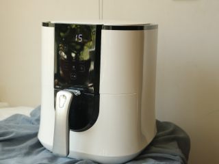 15、炸薯条,一键启动炸锅。