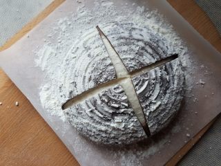 8、 天然酵种割口欧包,割口