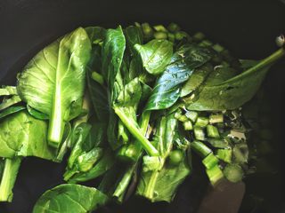 10、营养都在这一碗 糙米减肥沙拉,煮到变色