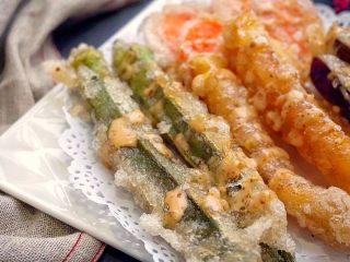 16、炸蔬菜沙拉,近看