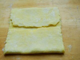 8、榴莲派,重复步骤6和7，共完成三个对折