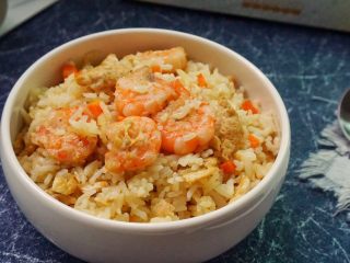 15、黄金虾仁炒饭,近看