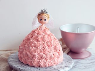 9、芭比娃娃蛋糕,成品