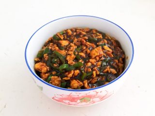 11、非常独特的东北饭包,鸡蛋辣椒酱出锅了