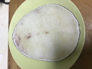 5、香煎银鳕鱼,撒上白胡椒