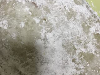 7、香煎银鳕鱼,轻轻的摸一层薄薄的玉米淀粉