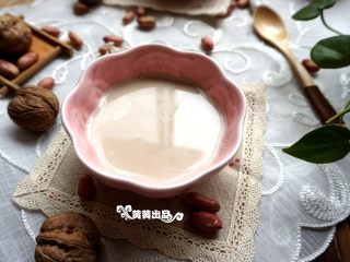 13、【花生核桃露】健脑益智的学生饮品,成品图