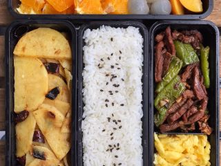 27、超满足便当（16）,装盒 大功告成