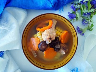 21、四季滋补芙蓉汤,自己盛一碗，摆拍一下！