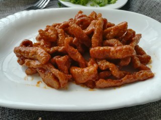 16、糖醋里脊,盛出