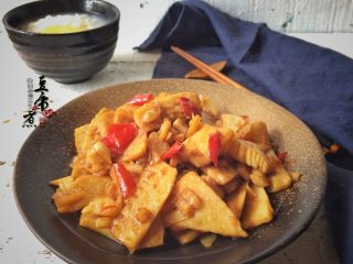 10、油焖春笋,来自山林的馈赠