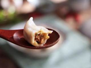 13、芹菜香菇饺子,超级鲜美