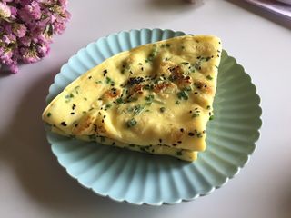 14、黑芝麻香葱鸡蛋饼,成品，可以直接吃，也可以抹酱；