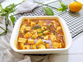 16、麻婆豆腐,好有食欲的麻婆豆腐就做好了。