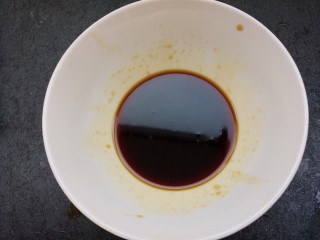 10、蒸鳕鱼,然后拌匀，调汁