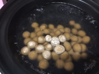 12、焦糖珍珠奶茶（健康自制）,水开后放入珍珠