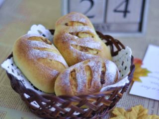 12、软欧包,一款漂亮的外酥内软欧包疚做好了！