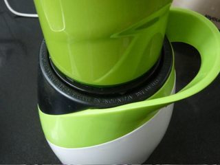 11、绿豆抹茶布丁,开动料理机打至均匀细滑