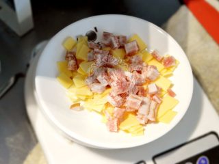 3、法式咸派【魔法蛋糕】,其实这部分可以酌情加减调整量。喜欢哪个就哪个多加一些