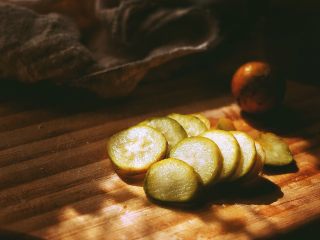 8、春日小清新 香橙煎鸡肉,金桔切片