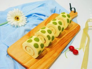 25、抹茶波点蛋糕卷,成品。