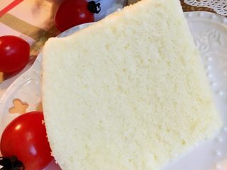 18、蒸蛋糕,组织相当细腻，比烤的更漂亮，也没什么开裂的困扰了