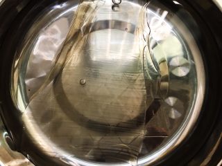 1、巧克力慕斯盒子,吉利丁片冰水泡软