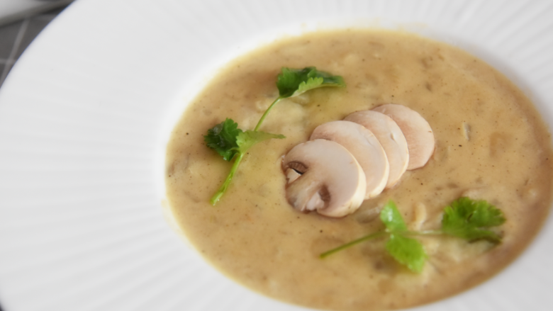 小朋友最爱的奶油蘑菇汤这样做又香又好喝