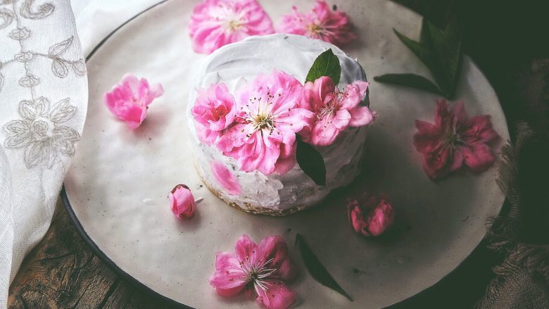 简单免打发的桃花香草裸蛋糕