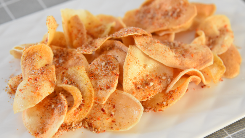 薯片厂家都急坏了2分钟学会这款香辣薯片