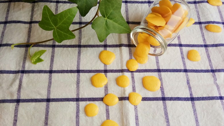 家有烤箱无添加入口即化的蛋黄溶豆