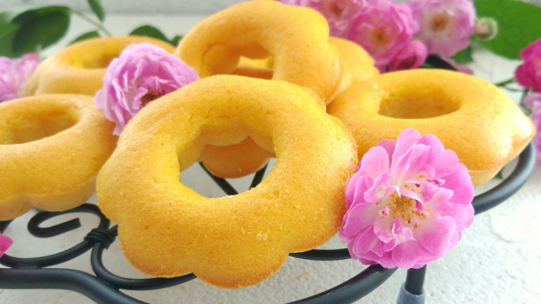 胡萝卜甜甜圈免油炸烤箱版