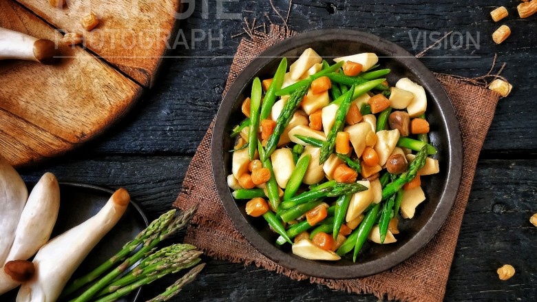 菌类料理鲜掉眉毛的炒三鲜芦笋杏鲍菇干贝