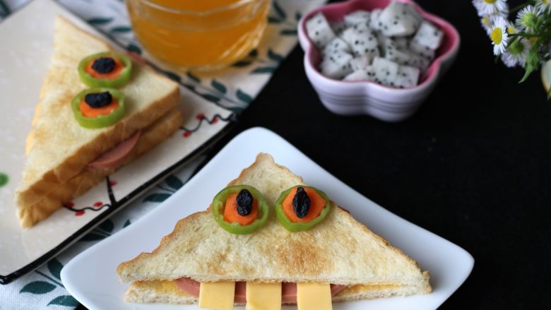 百变大眼怪三明治