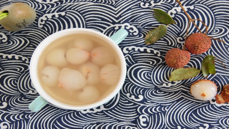 果肉颗颗饱满、汤水清甜可人这就是冰糖荔枝想要带给你的好滋味