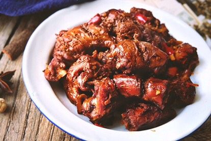 媲美周黑鸭的香辣卤鸡脖