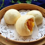 绵密香甜的流沙包