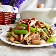 青椒炒肉片